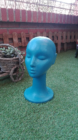 Cabeza de maniquí para peluca o peluquería